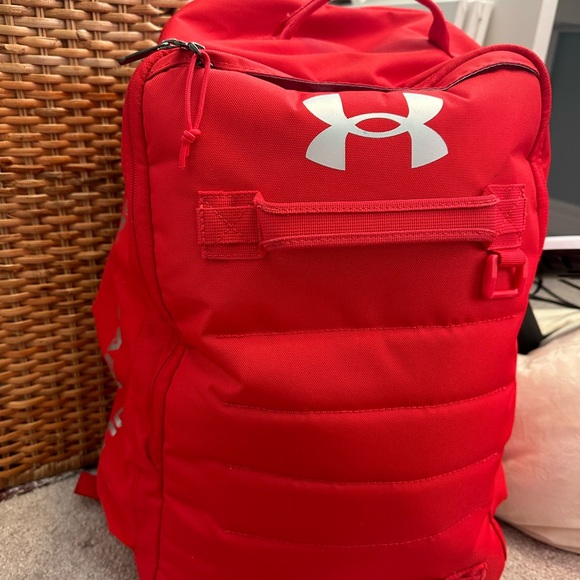 Under Armour Bag - Picture 2 of 7